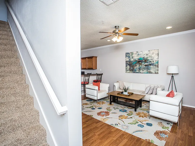 2108 Main St #4 — Photo 7
