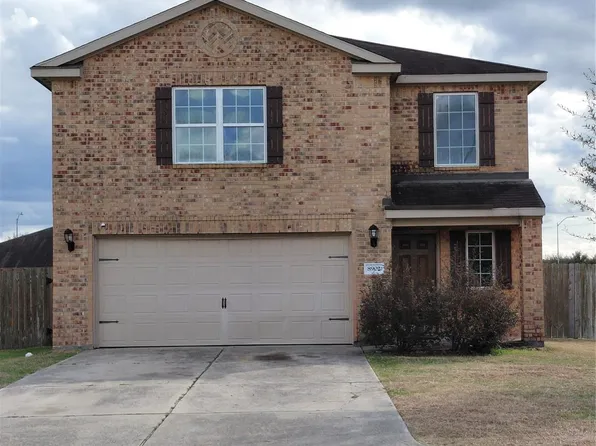 8902 Stagewood Dr, Humble, TX 77338