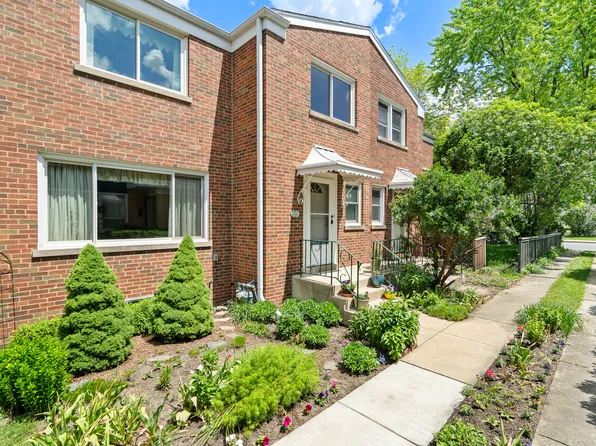 1122 N Harlem Ave APT B, River Forest, IL 60305