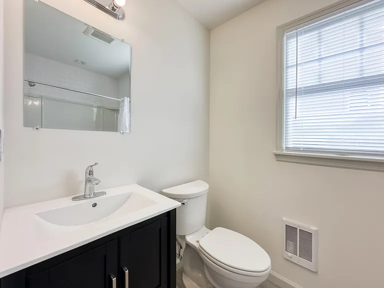 103 Johnson Ave #201 — Photo 7