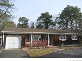 552 Forest Hills Pkwy, Bayville, NJ 08721