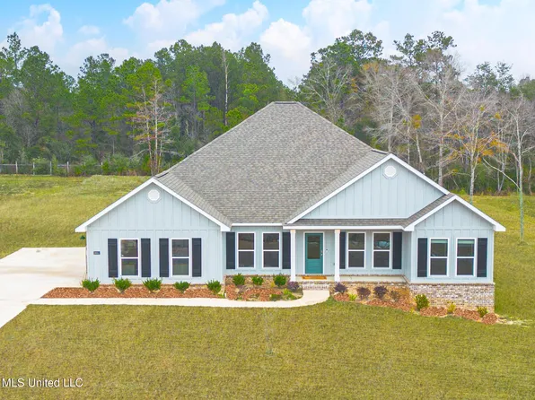 18951 Harrington Cir, Biloxi, MS 39532