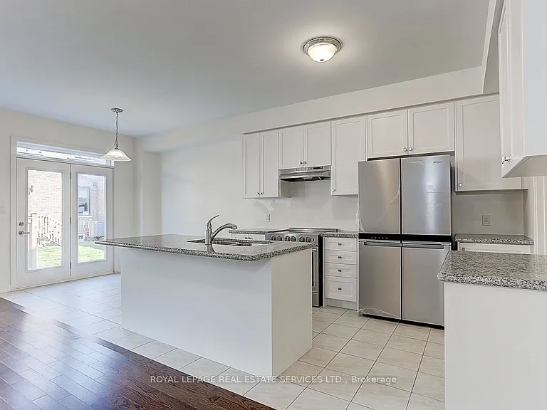 44 Hewison Ave — Photo 13
