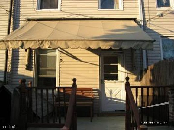 3rd image of 430 36th St #1