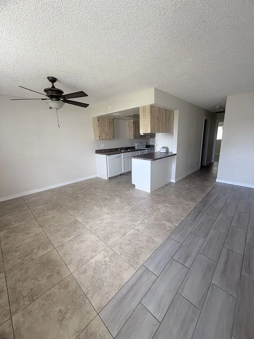 5004 Chiquita Blvd S — Photo 3