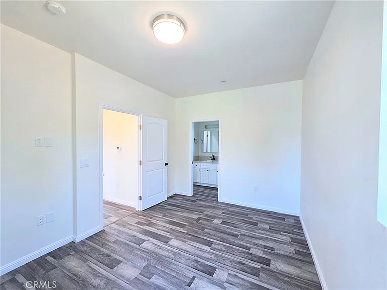 4165 Country Club Dr #A — Photo 11
