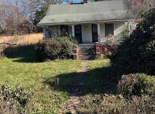 710 Ridge Rd, Marion, NC 28752