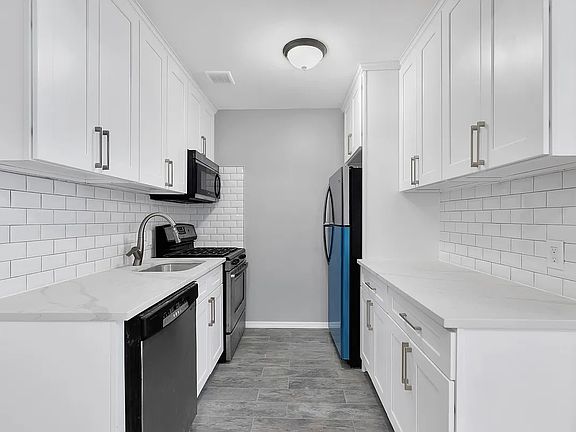 3rd image of 817 Gates Ave Floor 3