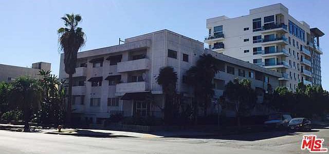 2nd image of 701 S Hobart Blvd