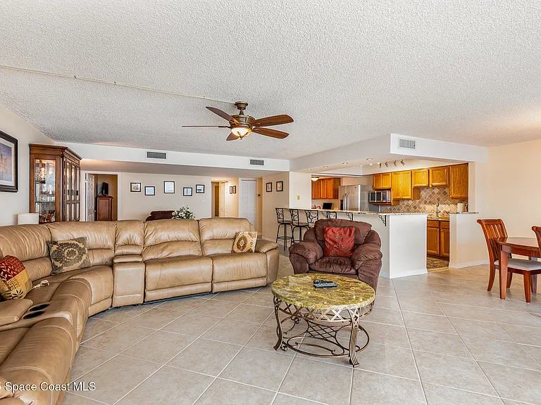 525 Indian River Ave SE #303 — Photo 9
