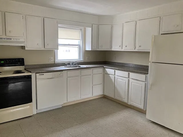 70 Lorchris St #14 — Photo 1
