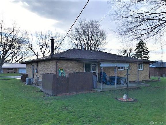 2nd image of 1150 Parkway Dr