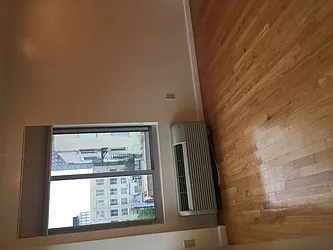 Rented by Kinyu Realty