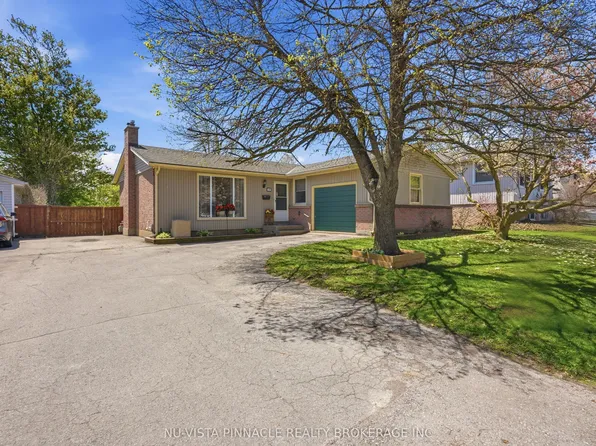 109 Brixham Cres, London, ON N6K 1K9