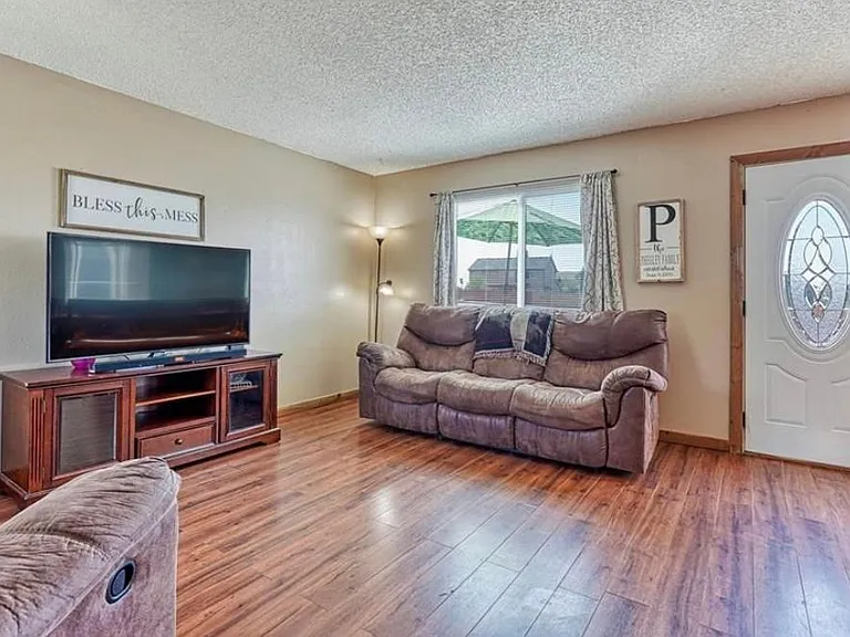 6214 Chantilly Pl — Photo 6