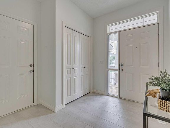 2nd image of 124 Tucker Cir