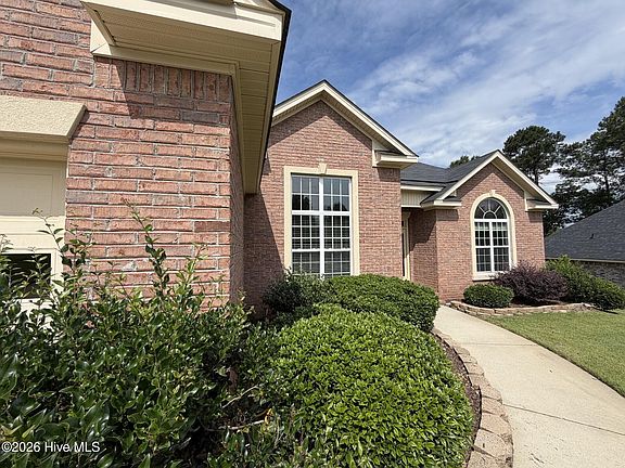 3rd image of 407 Weyanoke Drive