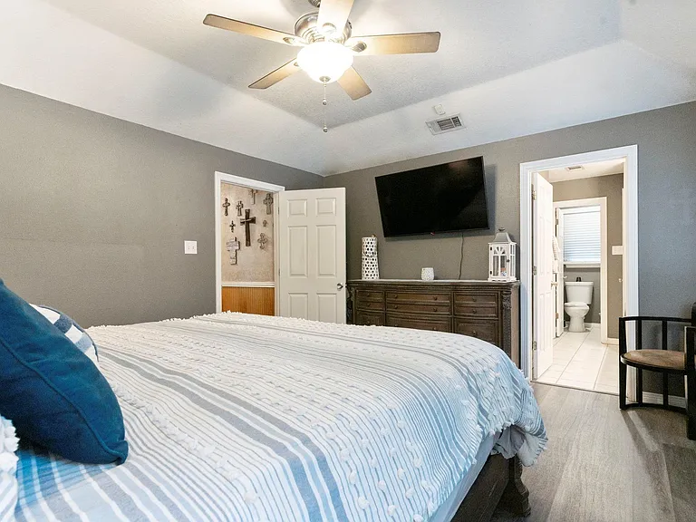 223 Pin Oak Ln — Photo 26