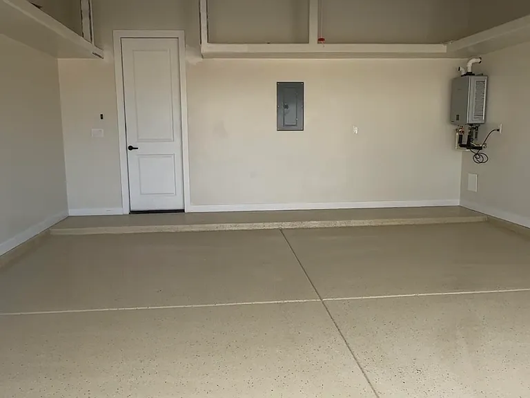 13988 Summer Hail Ave — Photo 10