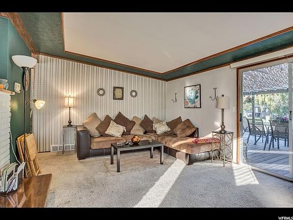 3rd image of 1826 W Stardust Dr