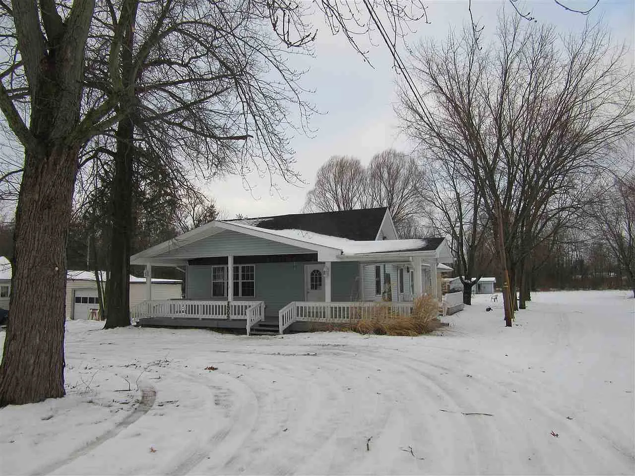1302 Rabus Dr photo 1