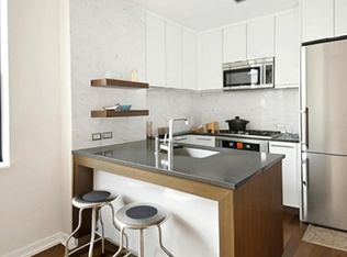 58 Metropolitan Ave APT 2B, Brooklyn, NY