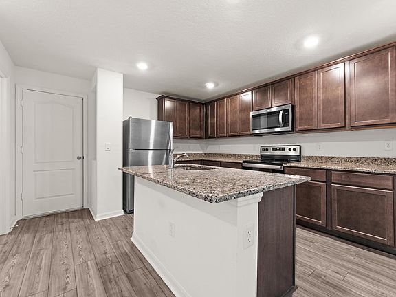 5th image of 1648 Wynford Cir
