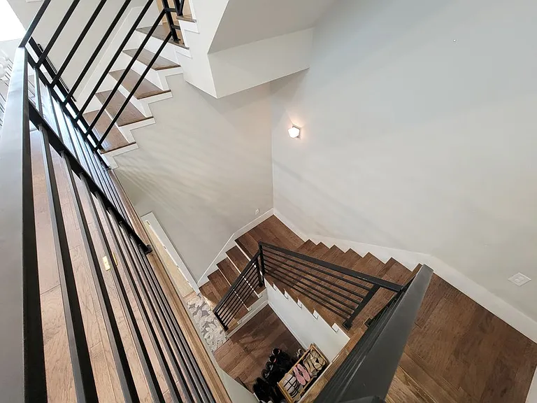 5709 Larkin St #A — Photo 8