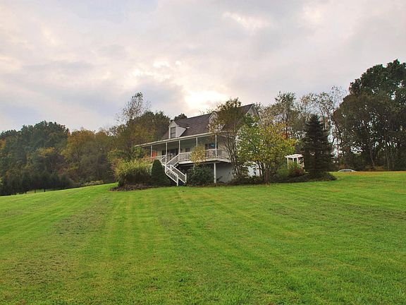 4th image of 709 Windy Meadows Ln