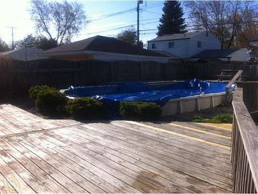 3rd image of 22232 Barton St