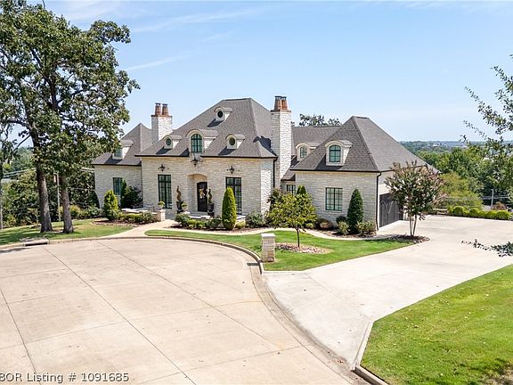 5th image of 4900 Juniper Cir