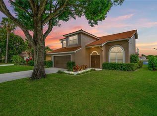 5940 Citrine Ct, Boynton Beach, FL 33472