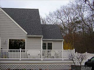 2nd image of 191 Bellport Ave