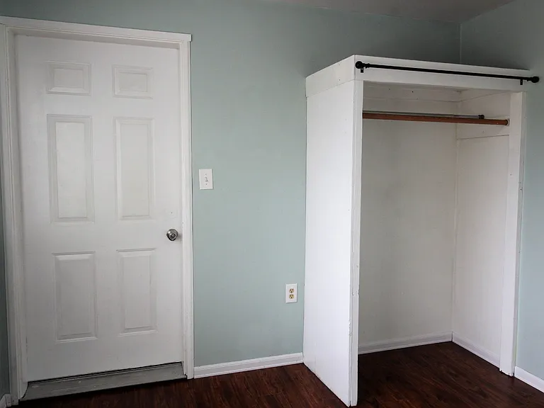 1406 E Alder St — Photo 15