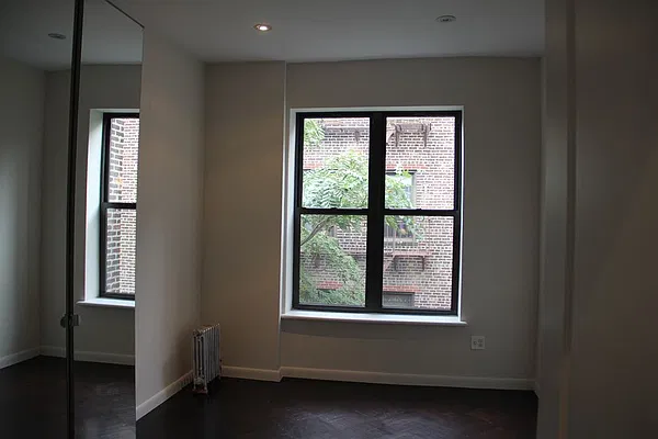 Rented by Dwell Residential Inc | media 9