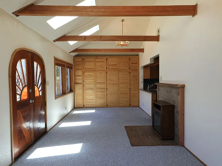 1744 County Ln — Photo 10