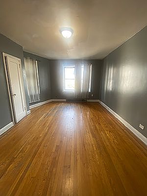 5th image of 580 E 17th St APT 2H