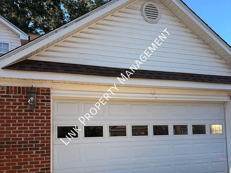 6383 Rim Crest Ln — Photo 9