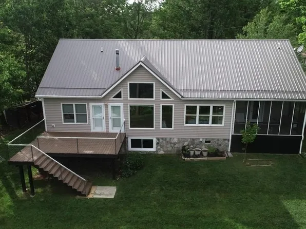 259 Overlook Ln, Galax, VA 24333