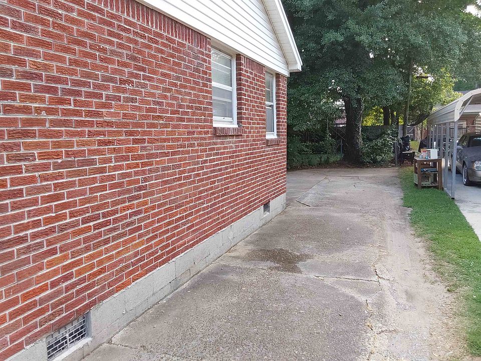 2nd image of 1603 Marianna St