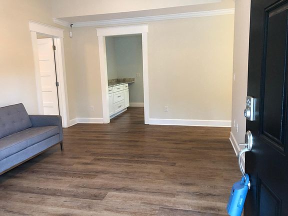 4th image of 412 E State Road 434