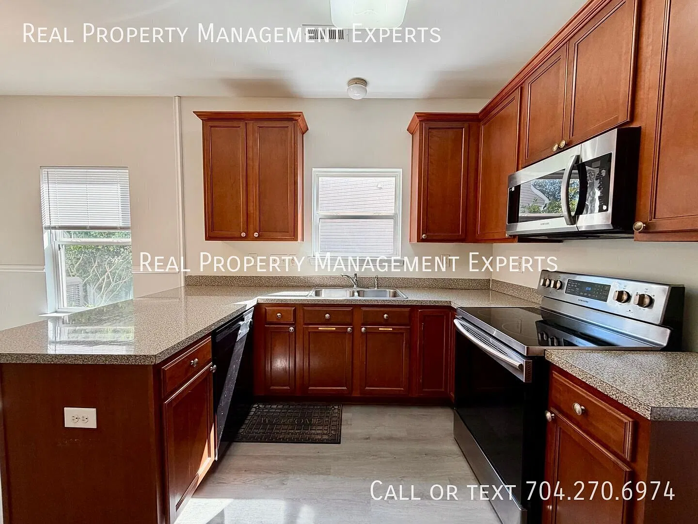 Beautiful 4BR/2.5BA Home in Charlotte! — Photo 3
