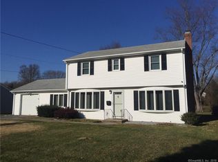 1 W View Cir, Old Saybrook, CT 06475