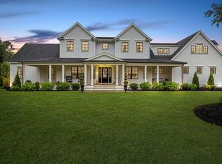 4 Little Farm Ln, East Falmouth, MA 02536