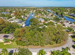 7 Cherokee Ct E, Palm Coast, FL 32137