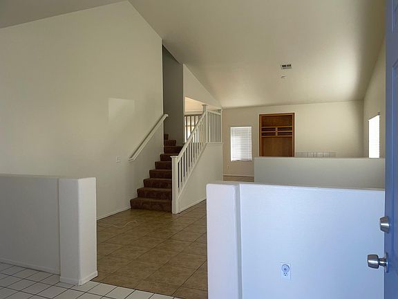 3rd image of 13533 Princeton Dr
