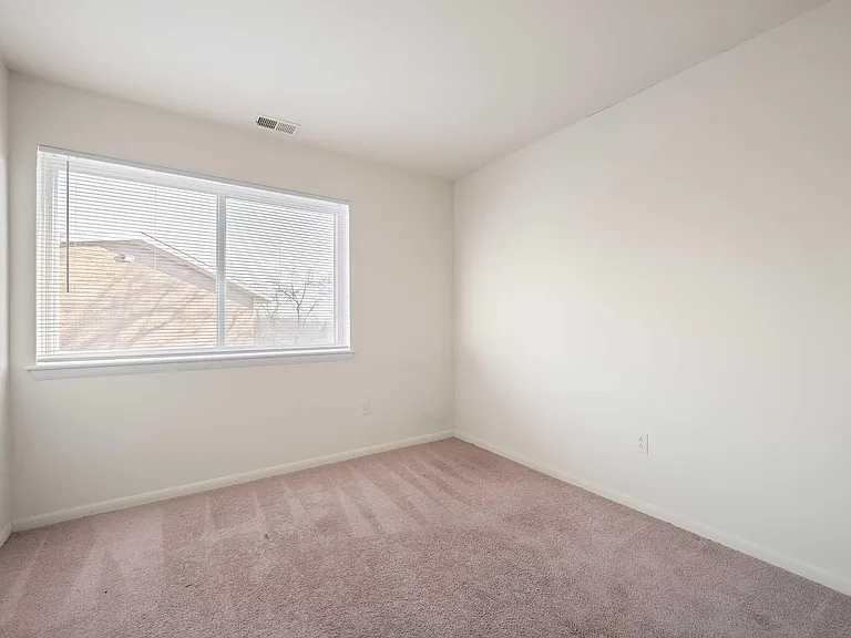 Windsor Hills Apartments — Photo 82