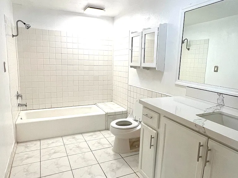 9286 Klinedale Ave — Photo 16