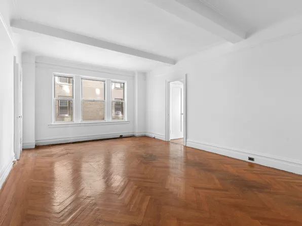 250 West 94th Street 8J image 2 of 18