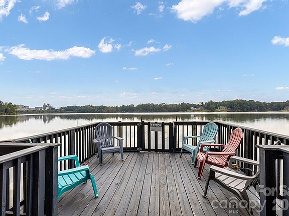 4th image of 3600 Sadler Rd